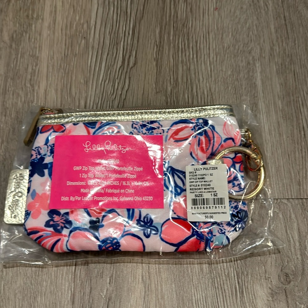 NWT gwp Lilly Pulitzer zip tote wallet